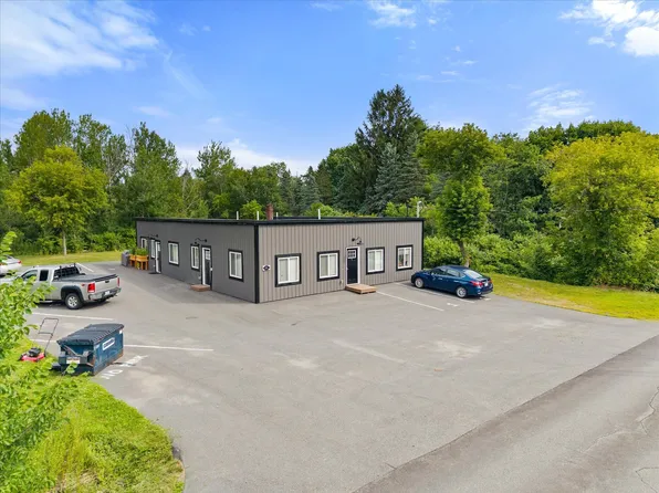 372 Old County Road, Hampden, ME 04444