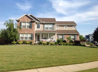 236 Rauscher Ct, Elyria, OH 44035