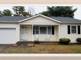 2 Riverton Rd, Toms River, NJ 08757