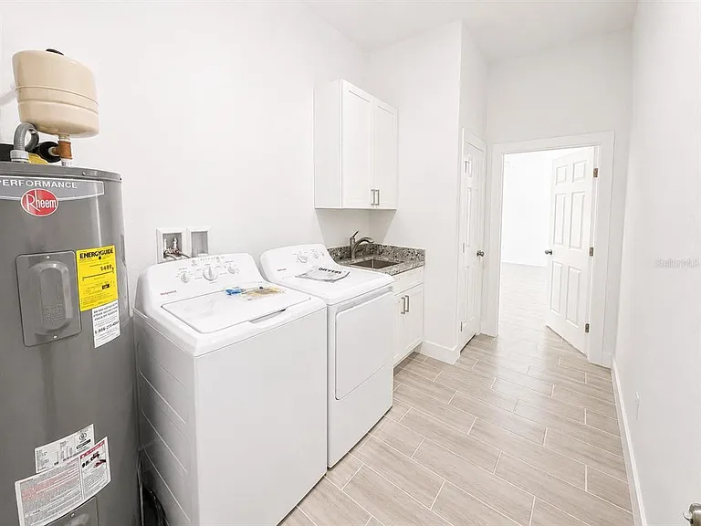 358 Albatross Rd — Photo 27