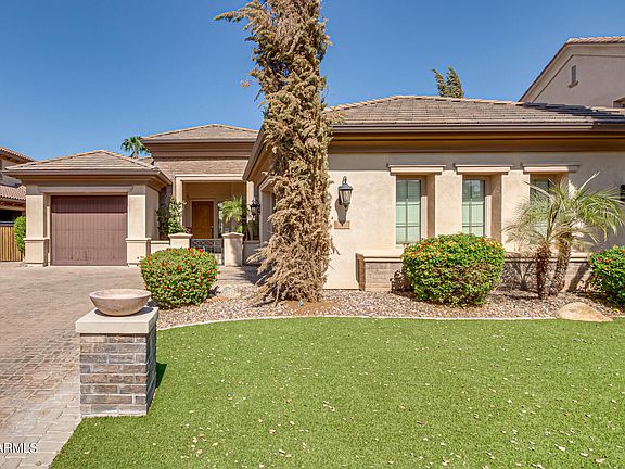 2nd image of 120 W TONTO Drive