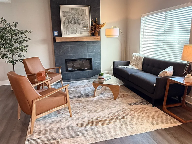 2753 Amelia Ln — Photo 6