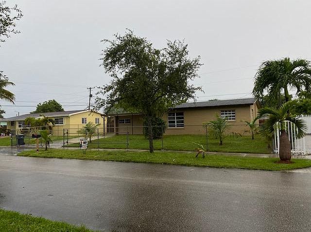 1st image of 9841 Haitian Dr