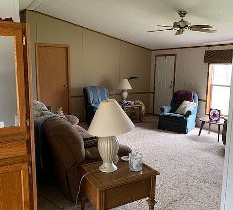 5th image of 2207 Wolf Lake Dr
