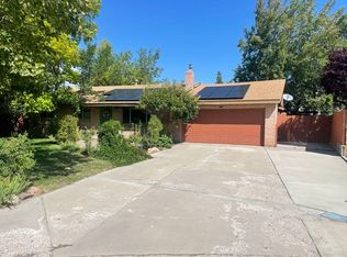 16 Arizona Cir, Carson City, NV 89701