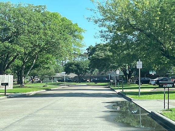 5th image of 5524 Tanglebriar Dr