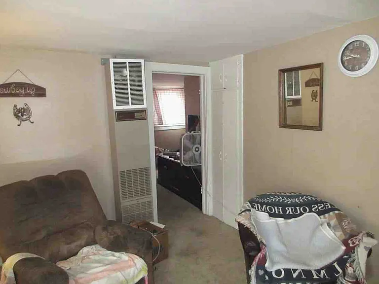 406 W 1st Ave #B — Photo 3