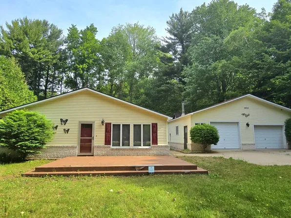 4654 W 1st St, Ludington, MI 49431