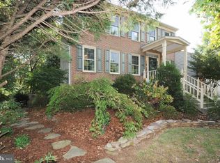 15302 Jordans Journey Dr, Centreville, VA 20120