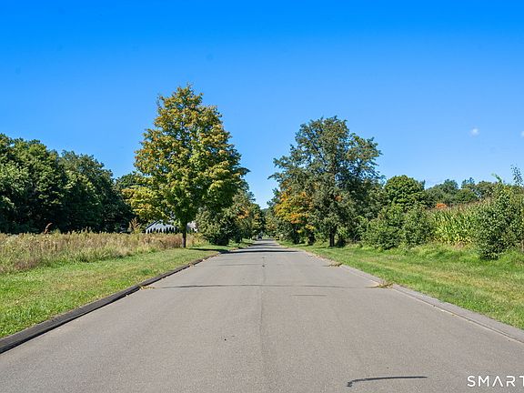 4th image of 59 Harmony Hill