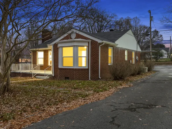 309 S Franklin St, Tullahoma, TN 37388