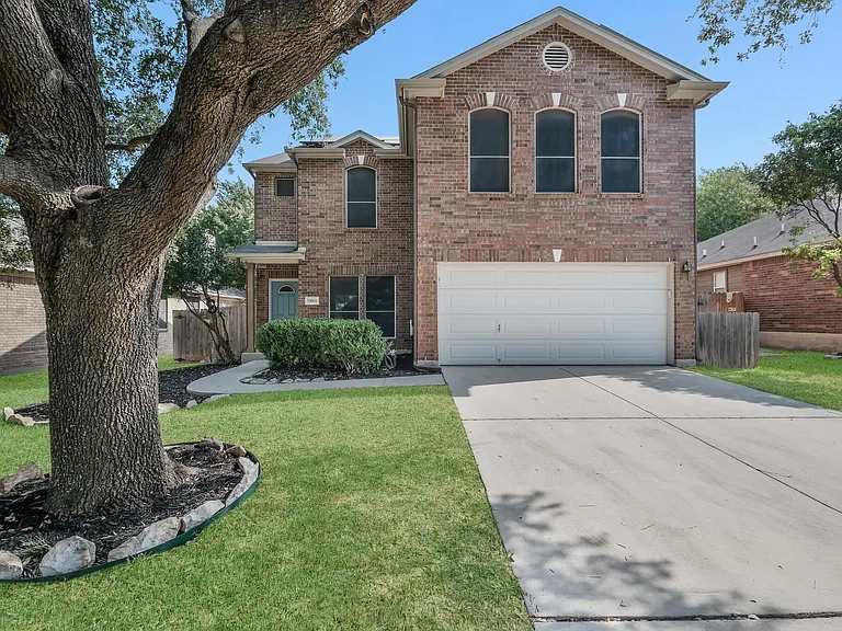 13611 Ashley Oaks — Photo 1