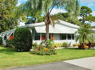 2215 Pebble Beach Blvd, Orlando, FL 32826