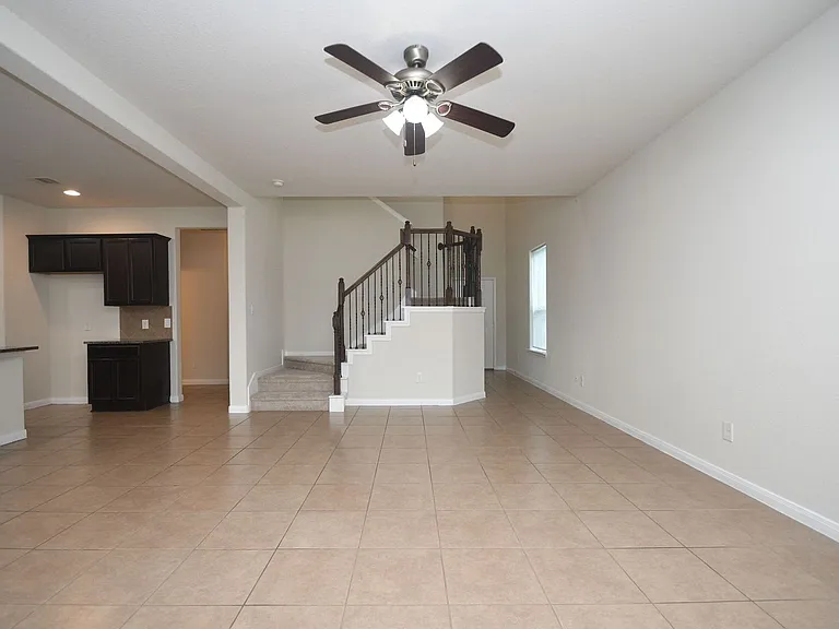 16614 Spirit Lake Ct — Photo 4