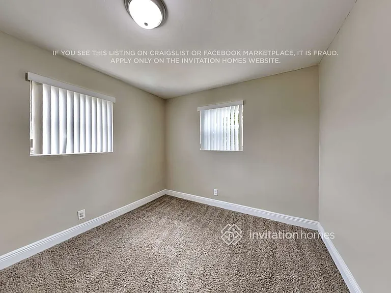 2021 SW 64th Ave — Photo 11