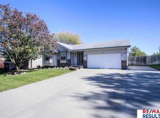 7829 S 70th St, La Vista, NE 68128