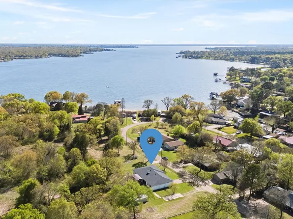 113 E Bayside Dr, Mabank, TX 75156