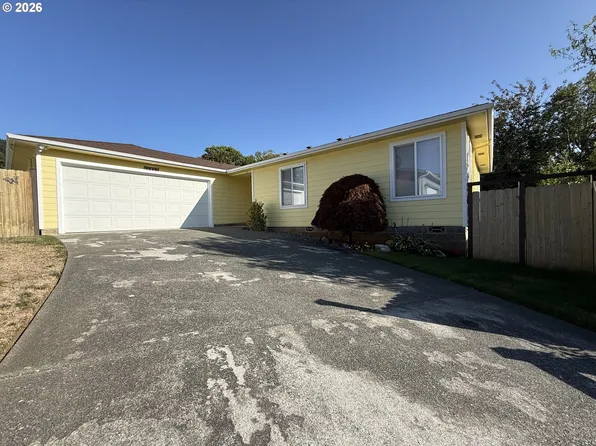 16465 Stitt Ln, Brookings, OR 97415
