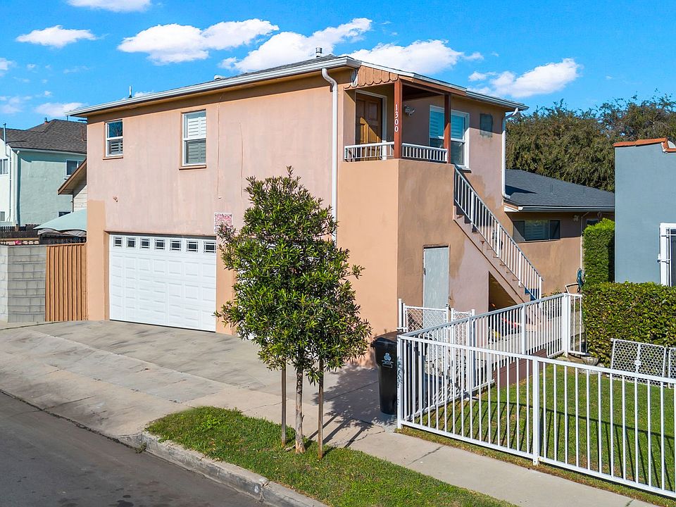 1st image of 1300 W 83rd Pl