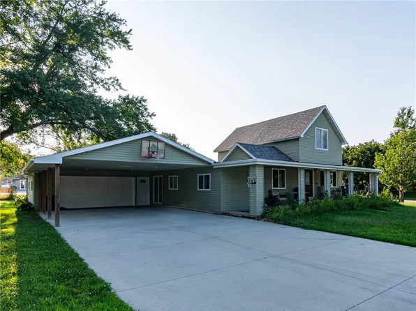 504 S Park St, Stuart, IA 50250