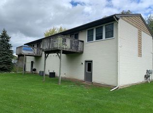 913 Brookside Dr, Grand Ledge, MI 48837