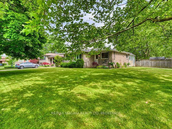 1st image of 80 Pearce Ave