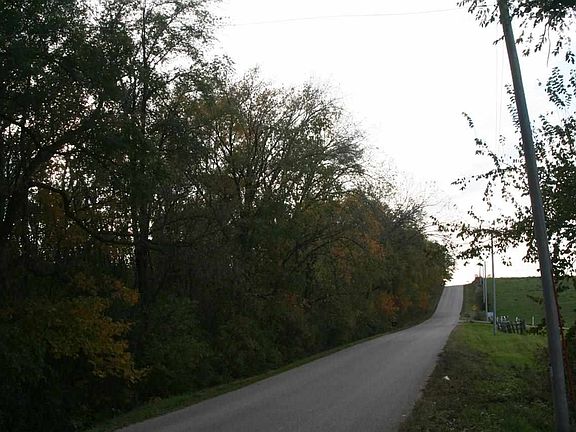 4th image of LOT 2 Mortensen Rd