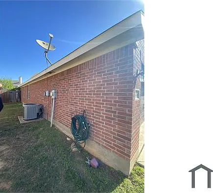 2416 Galemeadow Dr — Photo 7