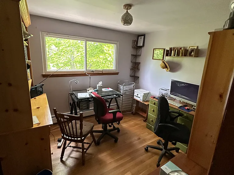 18 Lakeside Dr — Photo 7