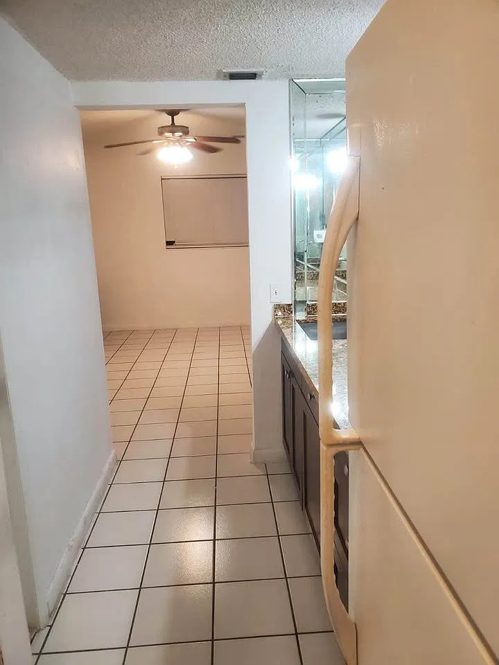 110 Harvard Rd — Photo 3