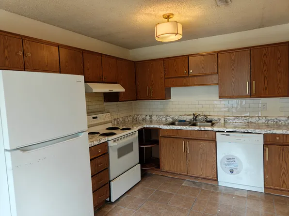 722 Gordon Smith Blvd APT 6, Hamilton, OH 45013