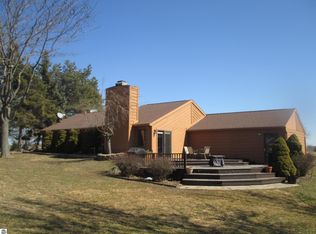 1529 Track Iron Trl, Gladwin, MI 48624