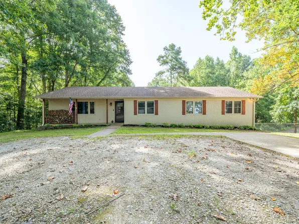 5171 Crawford School Rd, Scotts Hill, TN 38374