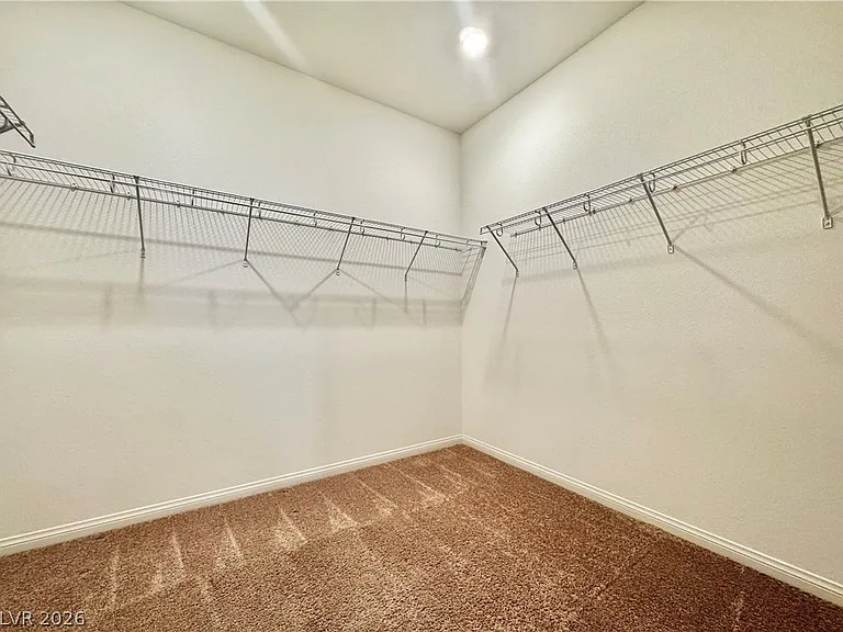 9021 Lucky Crest St — Photo 31