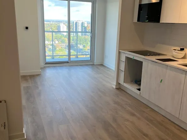 2031 Kennedy Park Rd, Toronto, ON M6P 4C9