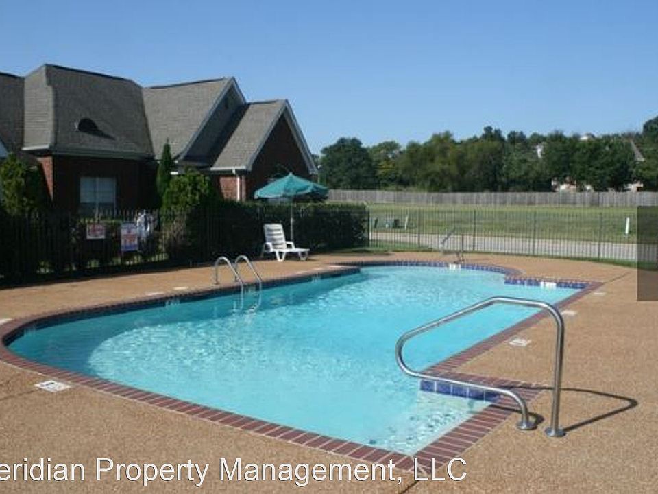 2nd image of 8885 Glen Cir