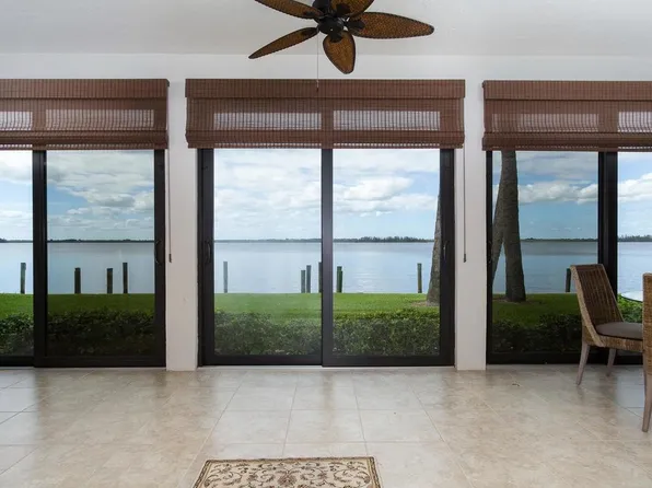 1001 Bay Rd, Vero Beach, FL 32963