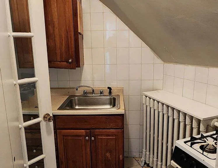 273 Winter St #8 — Photo 5