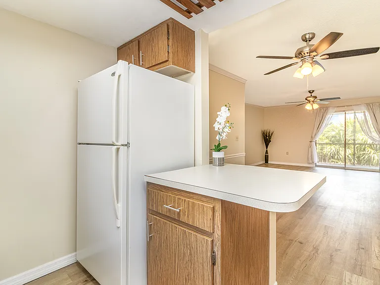 3135 Shady Dell Ln — Photo 10