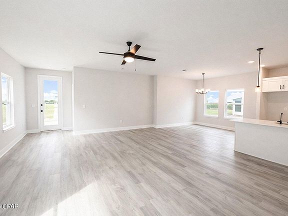 3rd image of 7188 Legacy Ct
