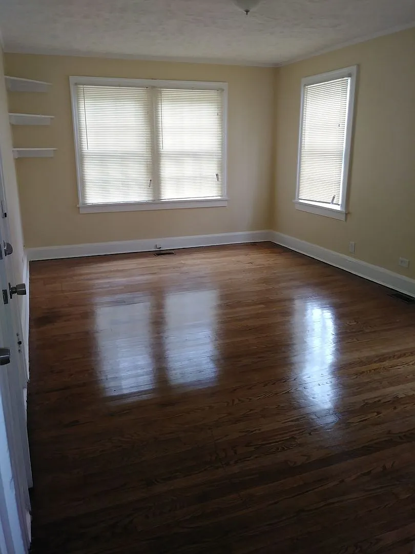 1111 N Church St — Photo 4