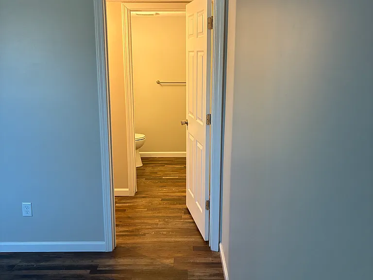706 N 2nd St — Photo 10
