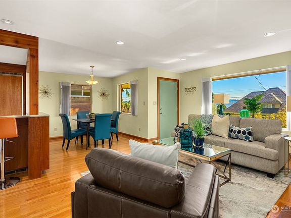 4th image of 6507 Seward Park Avenue S