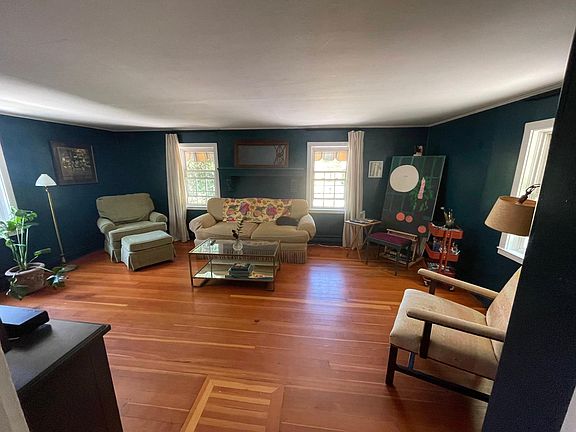 Living room (note: the apartment comes unfurnished)