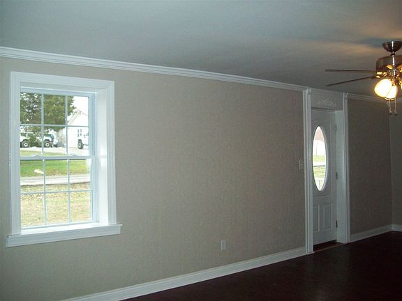 5th image of 529 Mae Ave