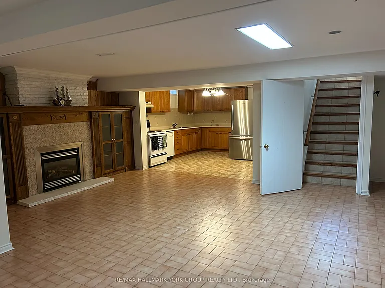 19 Stonehill Blvd — Photo 9
