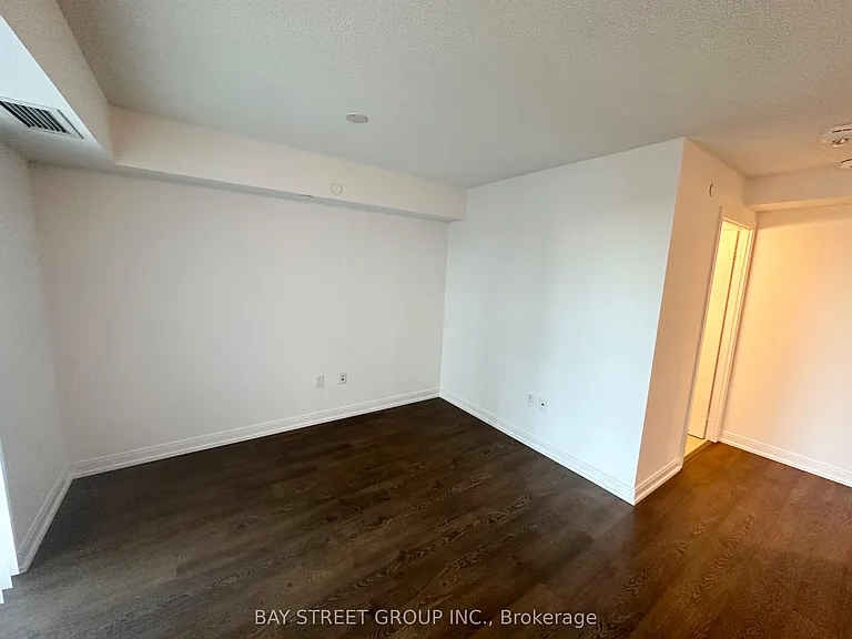 275 Village Green Sq #2217 — Photo 4