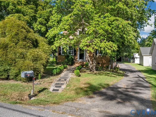 1901 Dinwiddie Ave, Hopewell, VA 23860