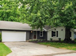 1313 W Primrose St, Springfield, MO 65807