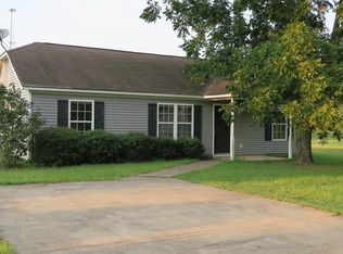 312 Williams St, Pelham, GA 31779